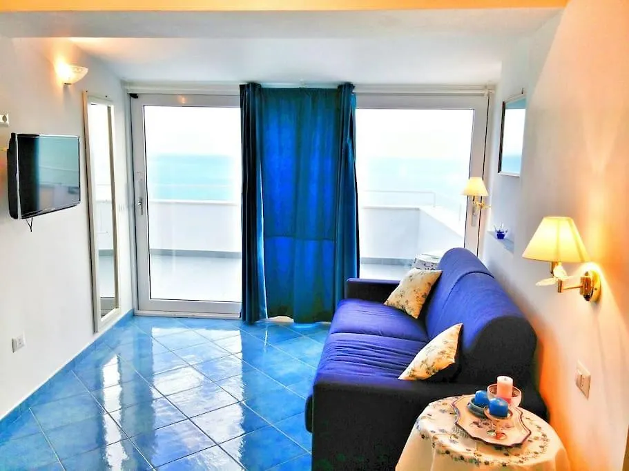 Dom wakacyjny Casa Vacanze La Rosa Del Mare Amalfi
