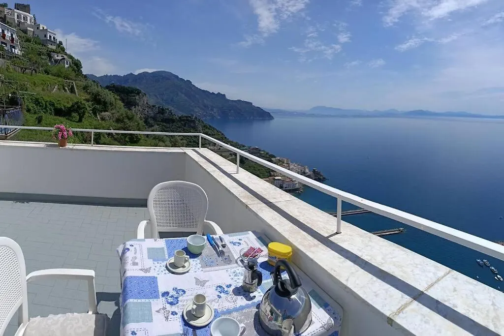 Casa Vacanze La Rosa Del Mare Amalfi Dom wakacyjny