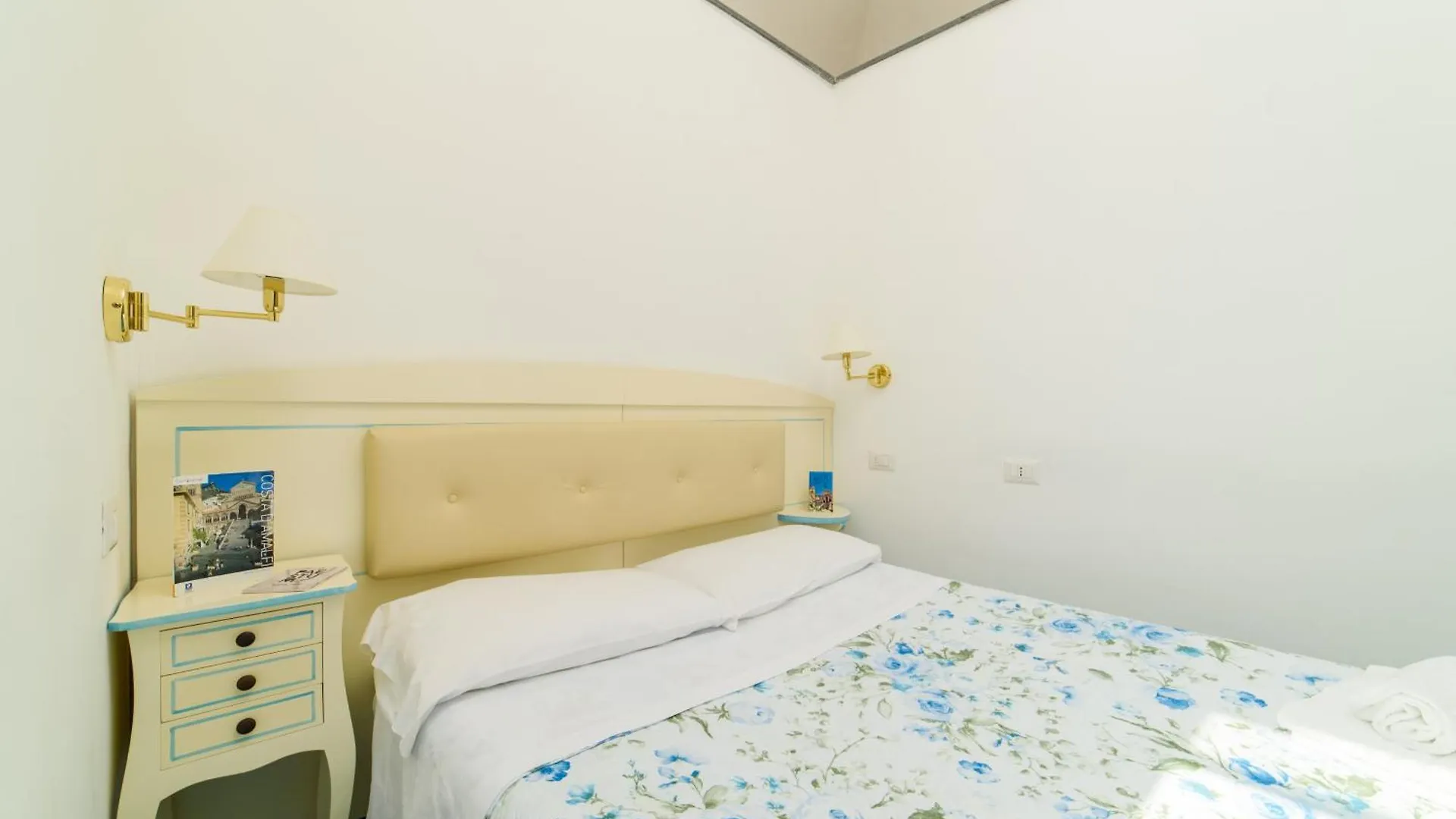 Casa Vacanze La Rosa Del Mare Amalfi