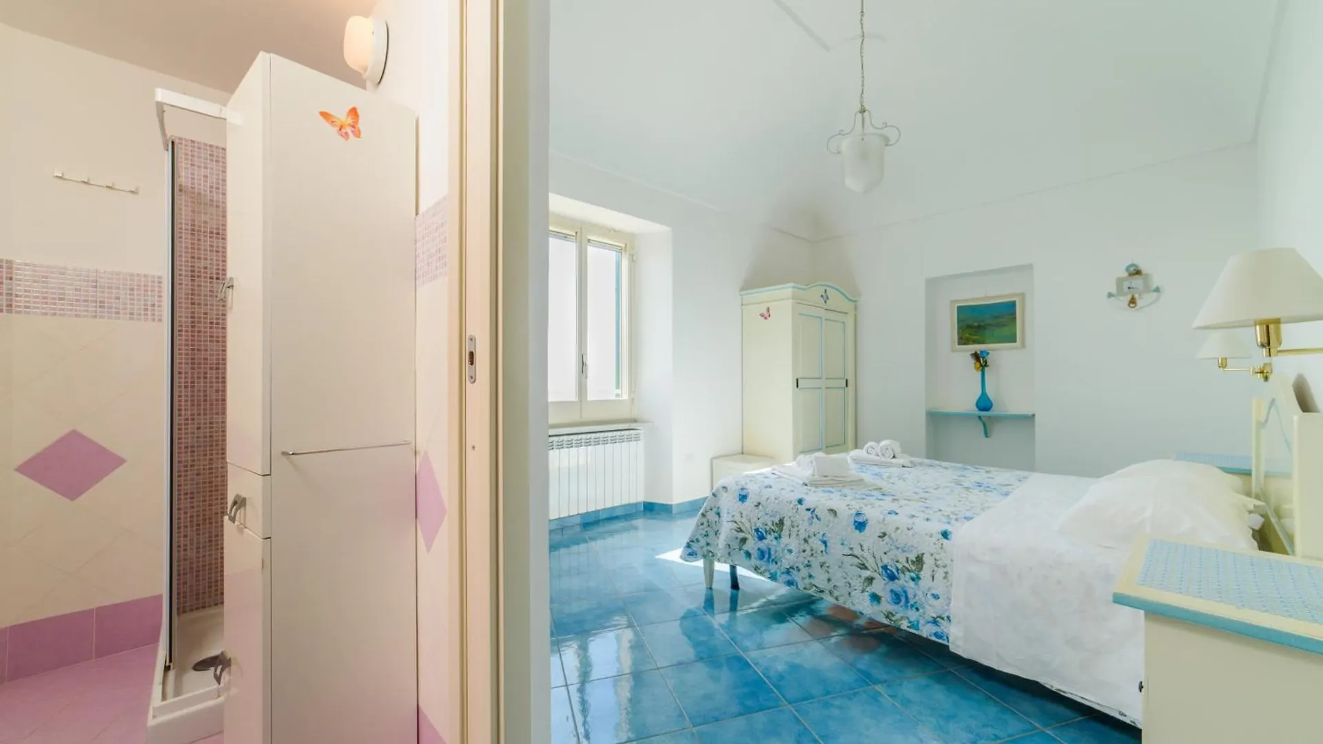 Casa Vacanze La Rosa Del Mare Amalfi Włochy